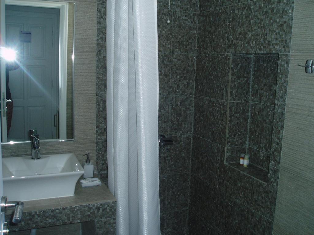 Rita'S Place Hotel Íosz Szoba fotó